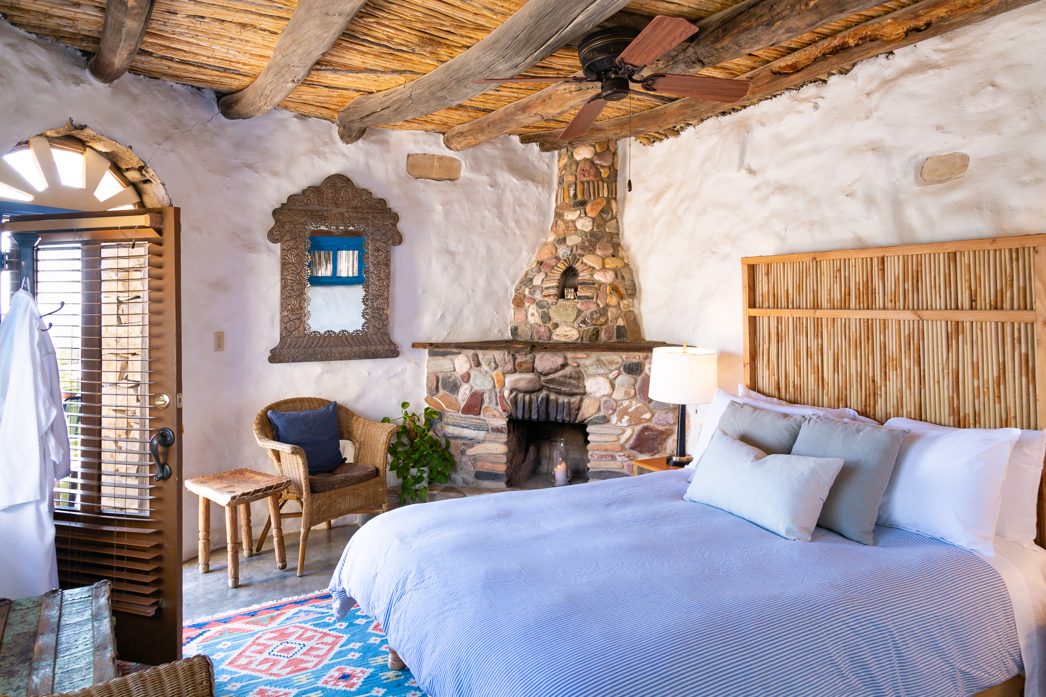 Aka The Chisos Honeymoon Suite with direct access to the West Courtyard and private restroom.