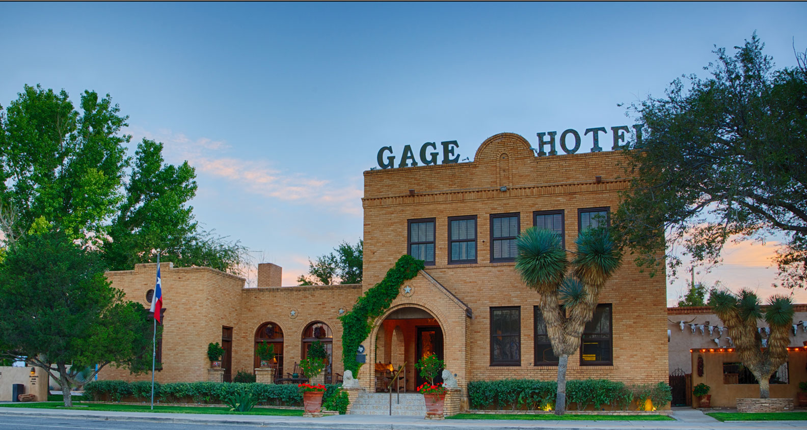 Gage Hotel Resort And Spa